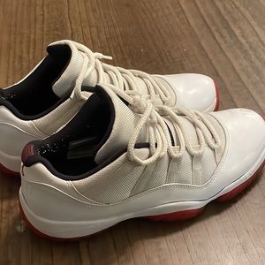 Air Jordan 11 Low - Retro “Cherry Bottom”